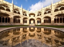 Hieronymites-Monastery-Mosteiro-dos-Jeronimos-located-in-Lisbon-Portugal